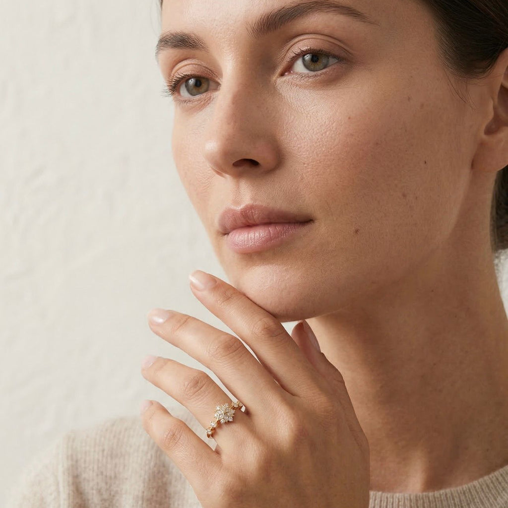 Elira - Snowflake Ring