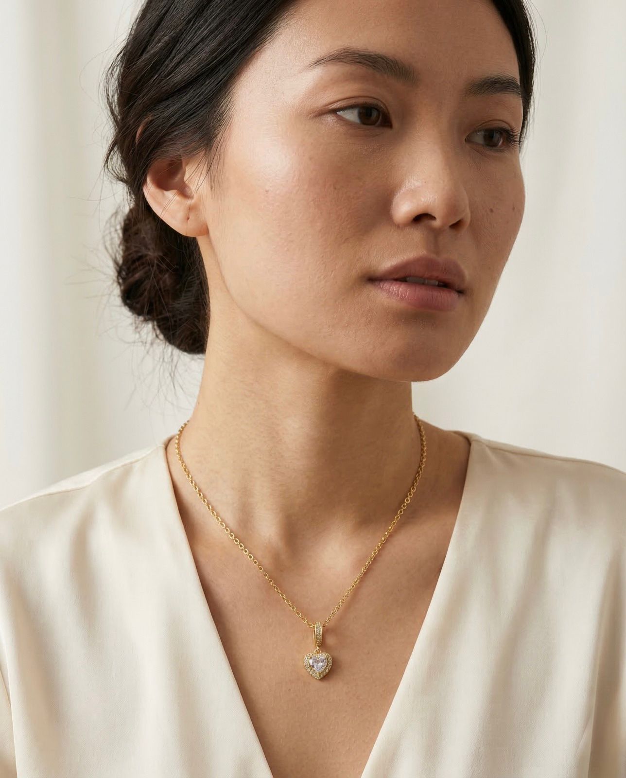 Fayza - Golden Heart Necklace