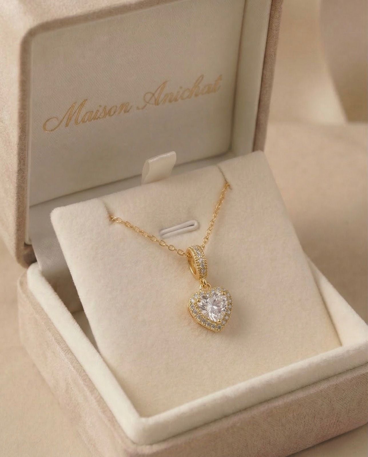 Fayza - Golden Heart Necklace