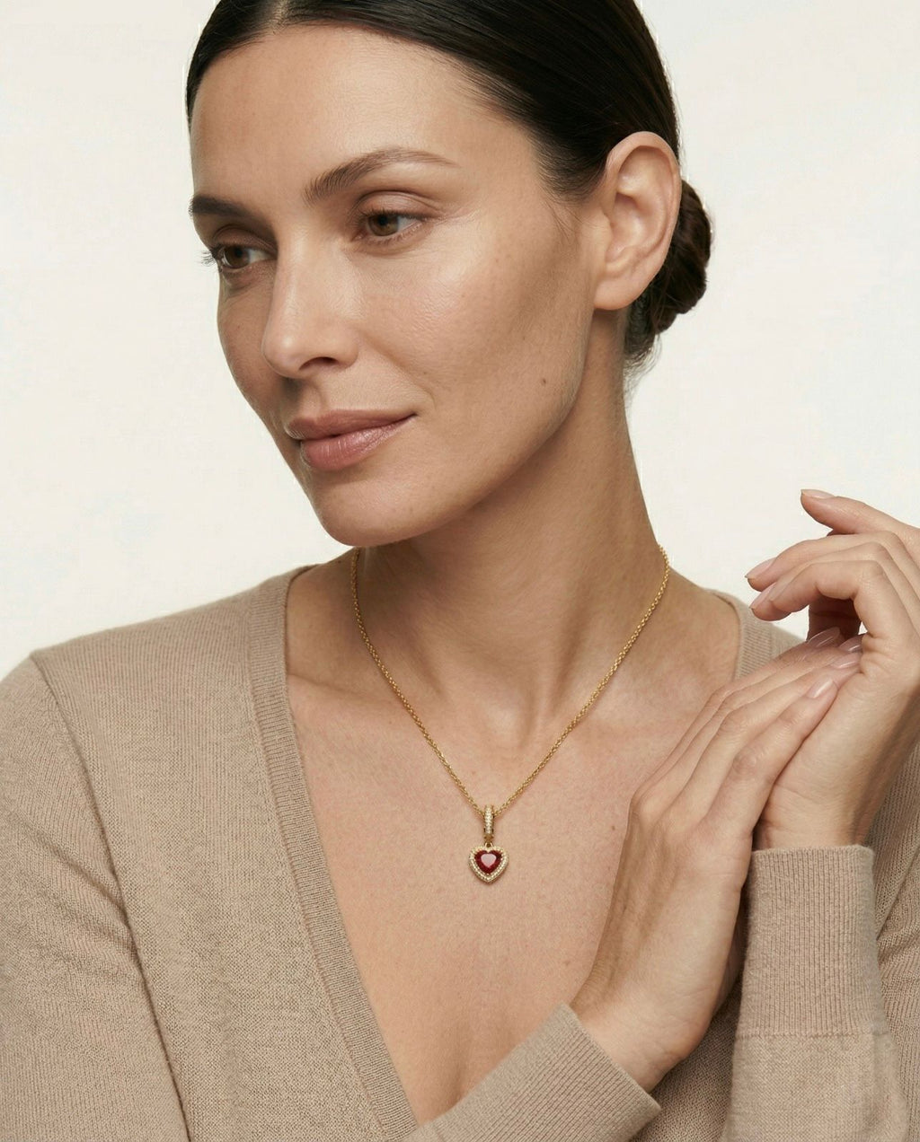 Nayra – Scarlet Aura Necklace