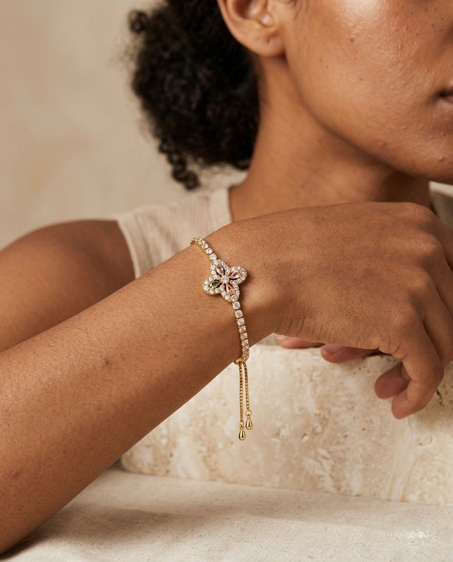 Selena – Golden Bloom Bracelet