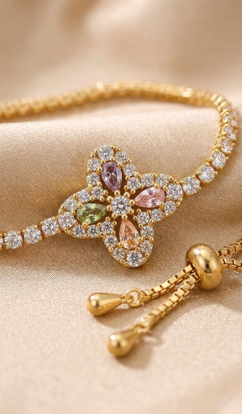 Selena – Golden Bloom Bracelet
