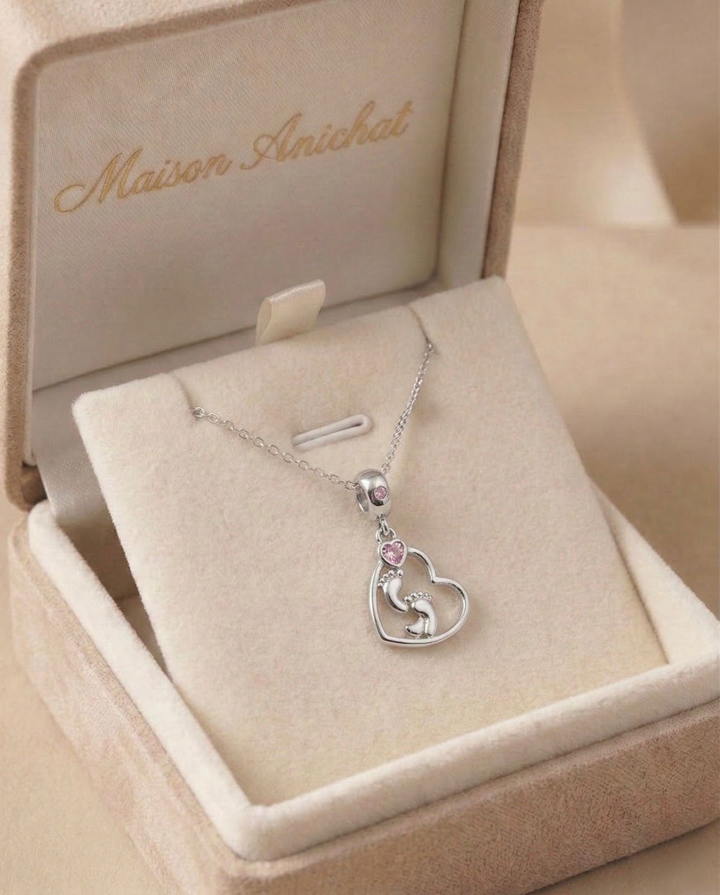 Amelia - Miracle Heart Necklace