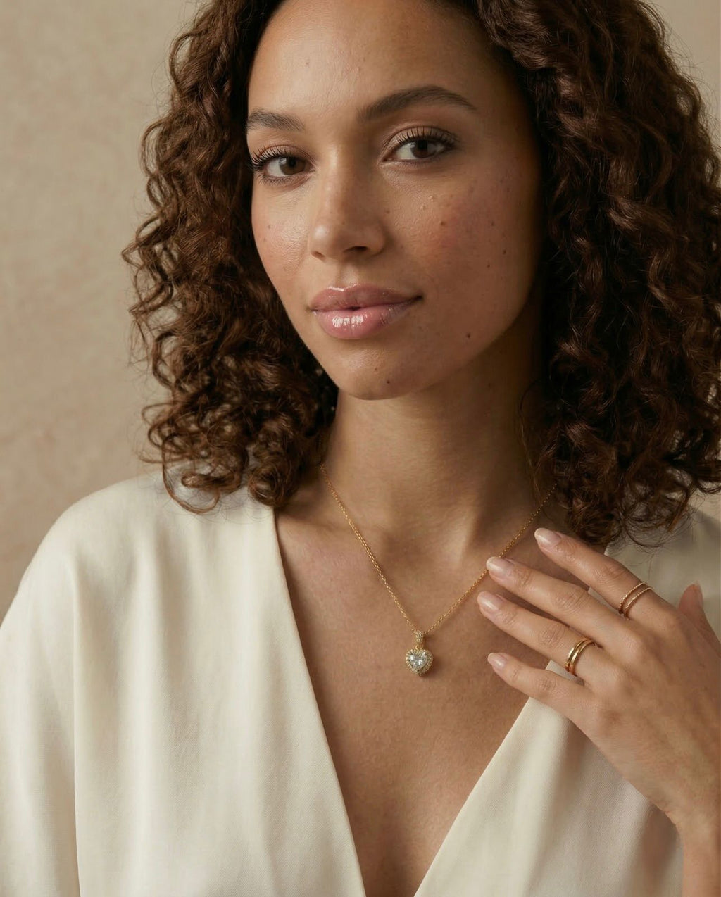 Fayza - Golden Heart Necklace